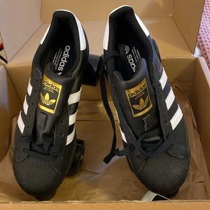 Adidas Limited Edition Roller Skates Women’s 7.5 Black Gold White